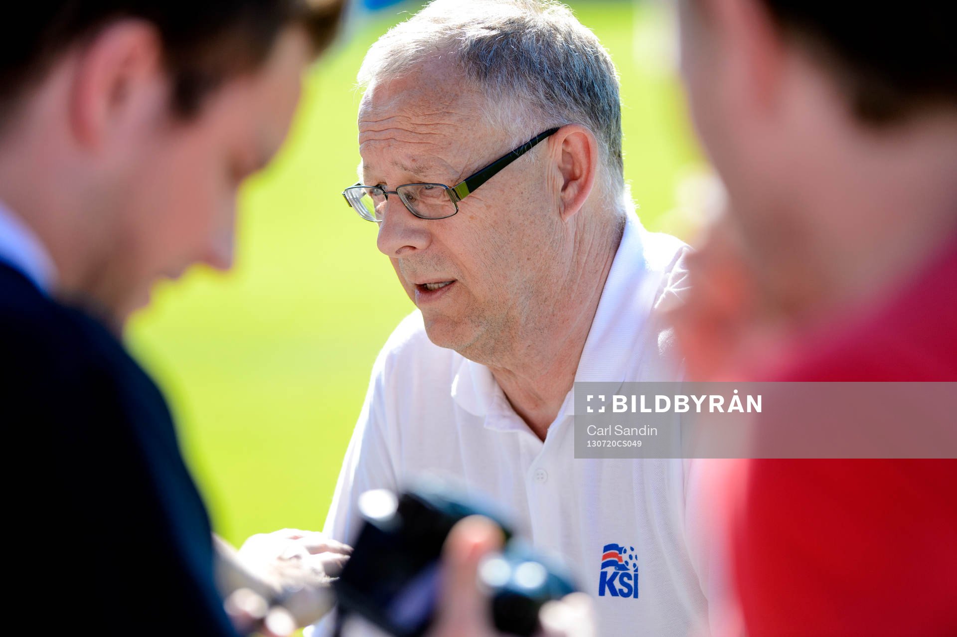 Lars Lagerbäck bli intervjuad