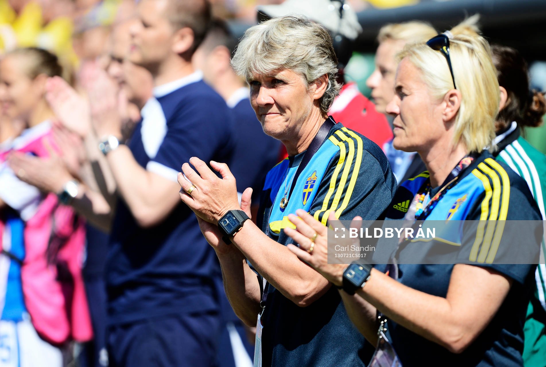 Sveriges förbundskapten Pia Sundhage och assisterande