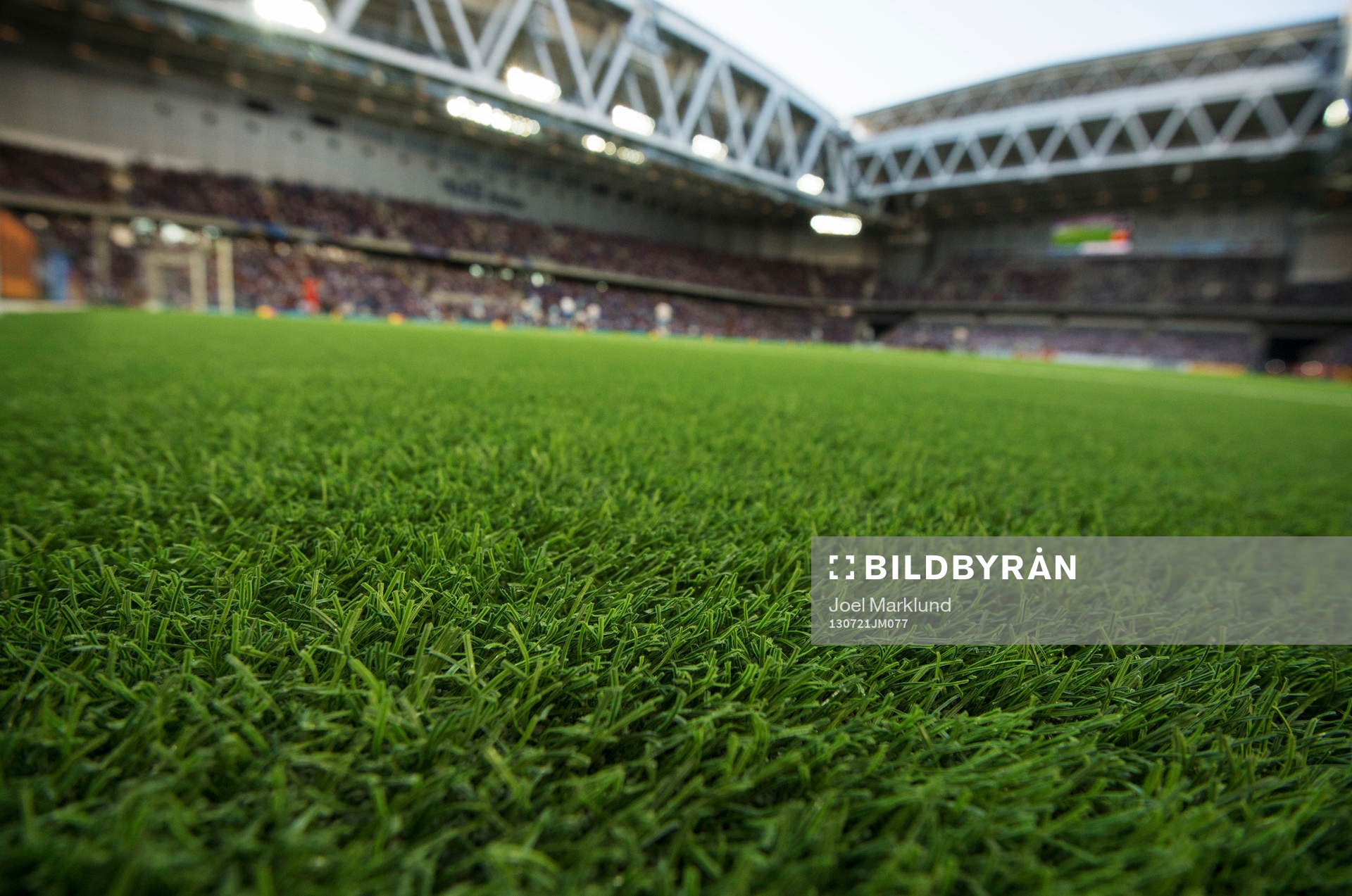 Generell vy över det konstgräs på Tele2 Arena som