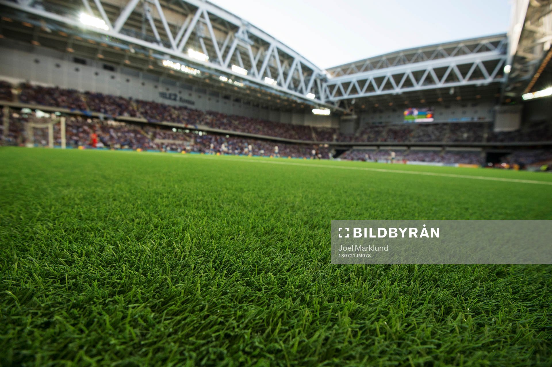 Generell vy över det konstgräs på Tele2 Arena som