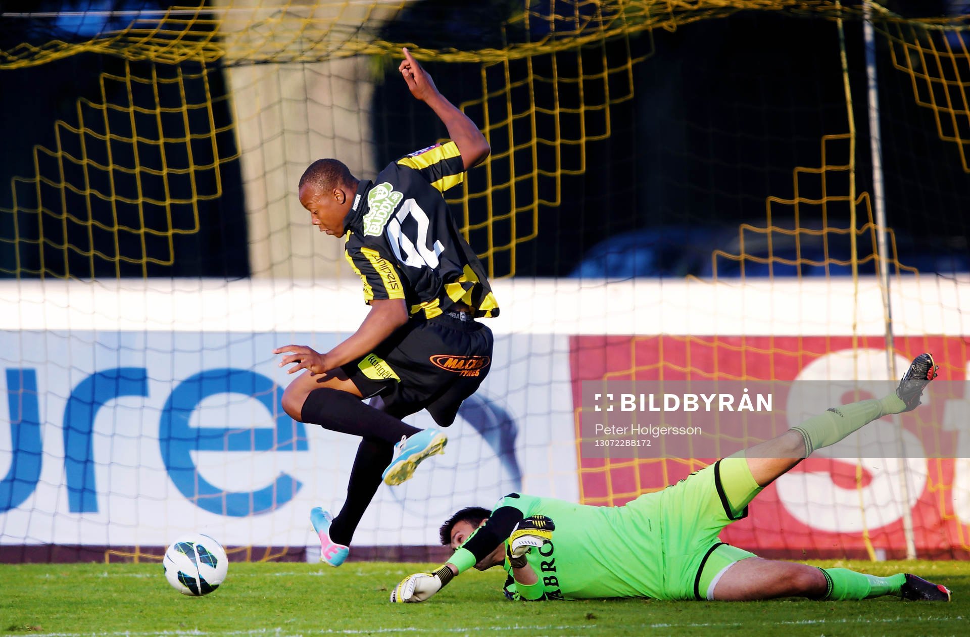 Mål 2-3 av Häckens Carlos Strandberg i matchen mellan