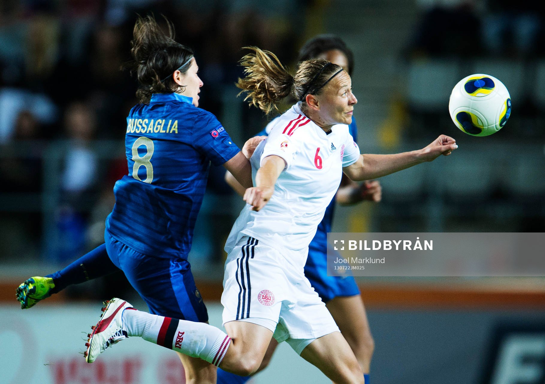 Frankrikes Elise Bussaglia och Danmarks Mariann Knudsen