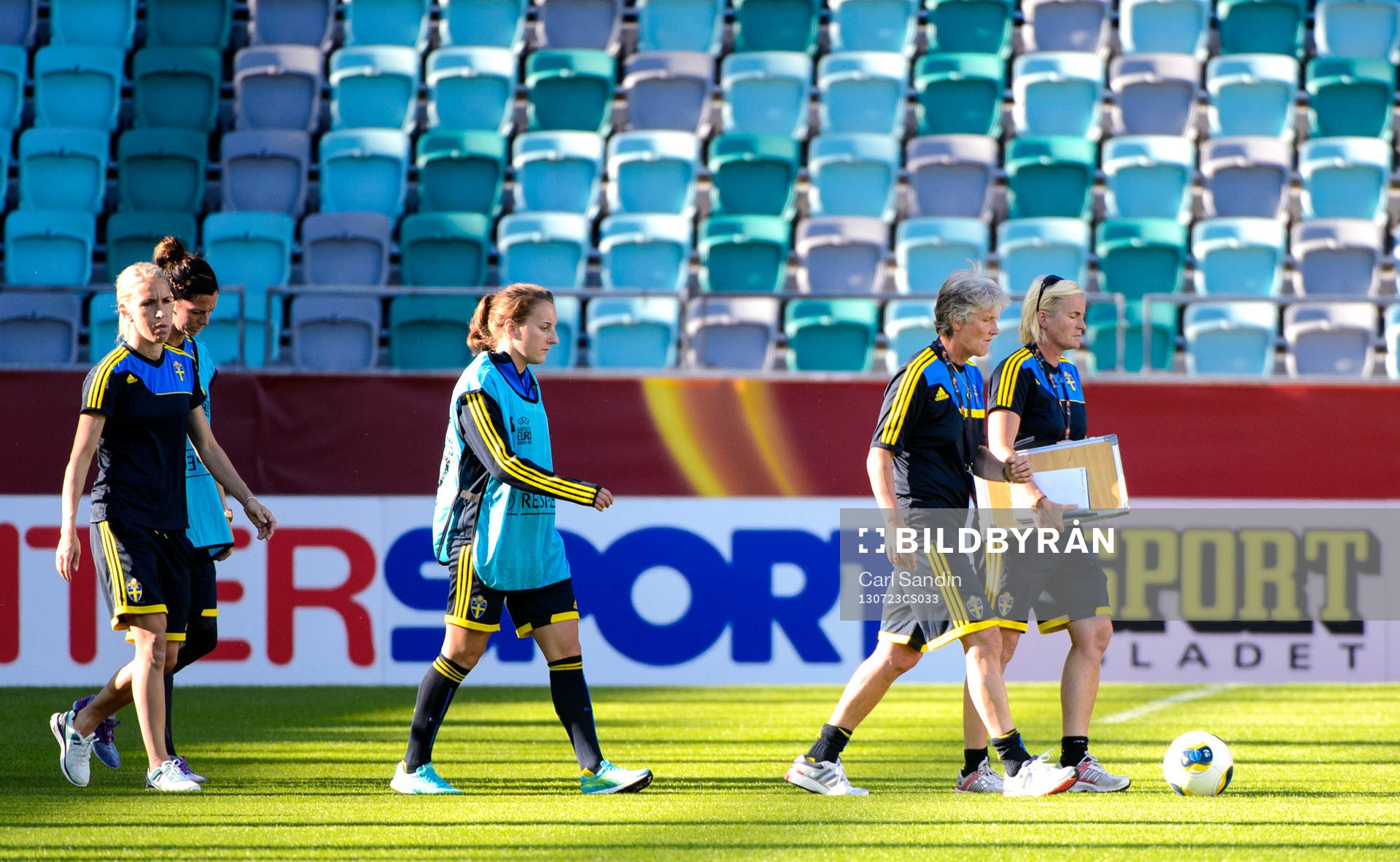 Sveriges Elin Magnusson, Lotta Schelin, Antonia Göransson,