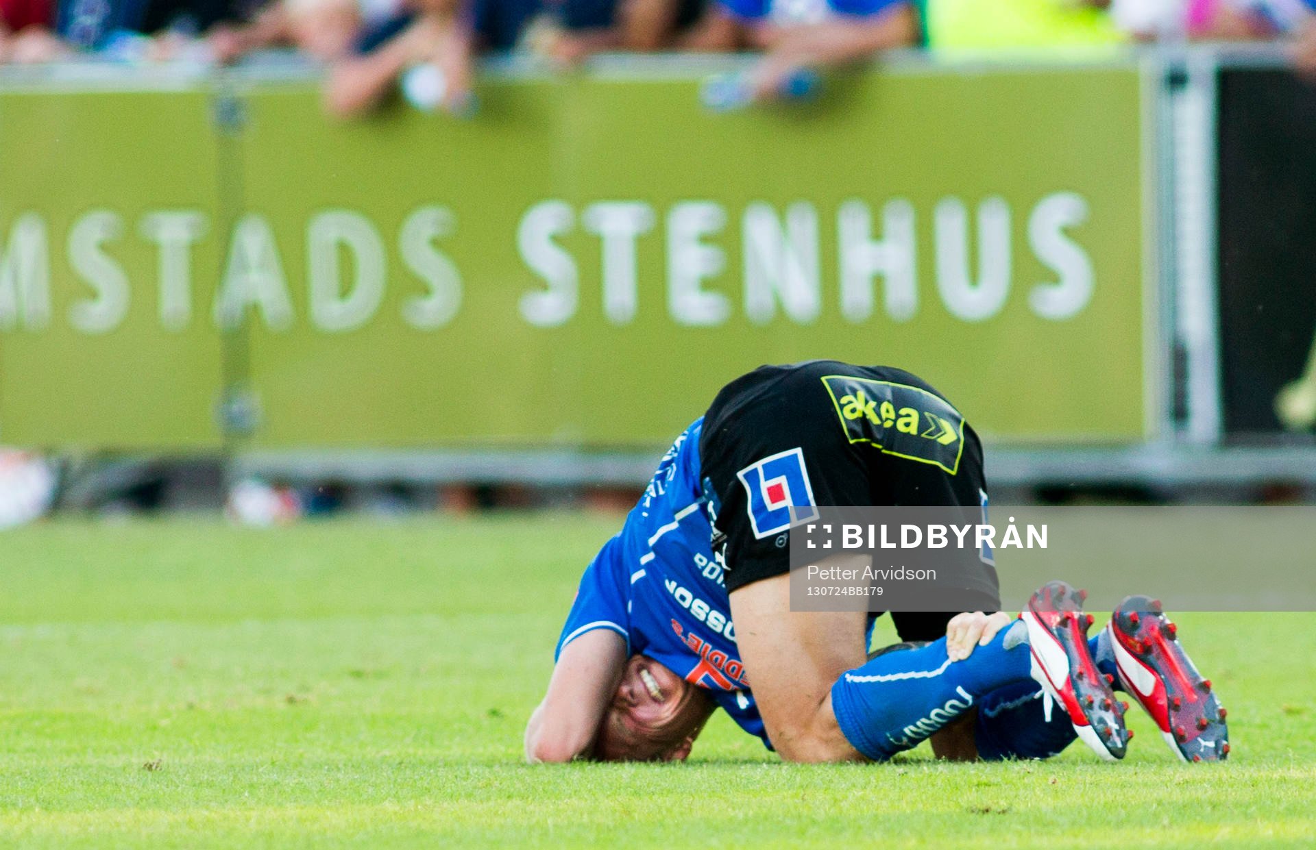 Halmstads Gudjon Baldvinsson har ont i foten