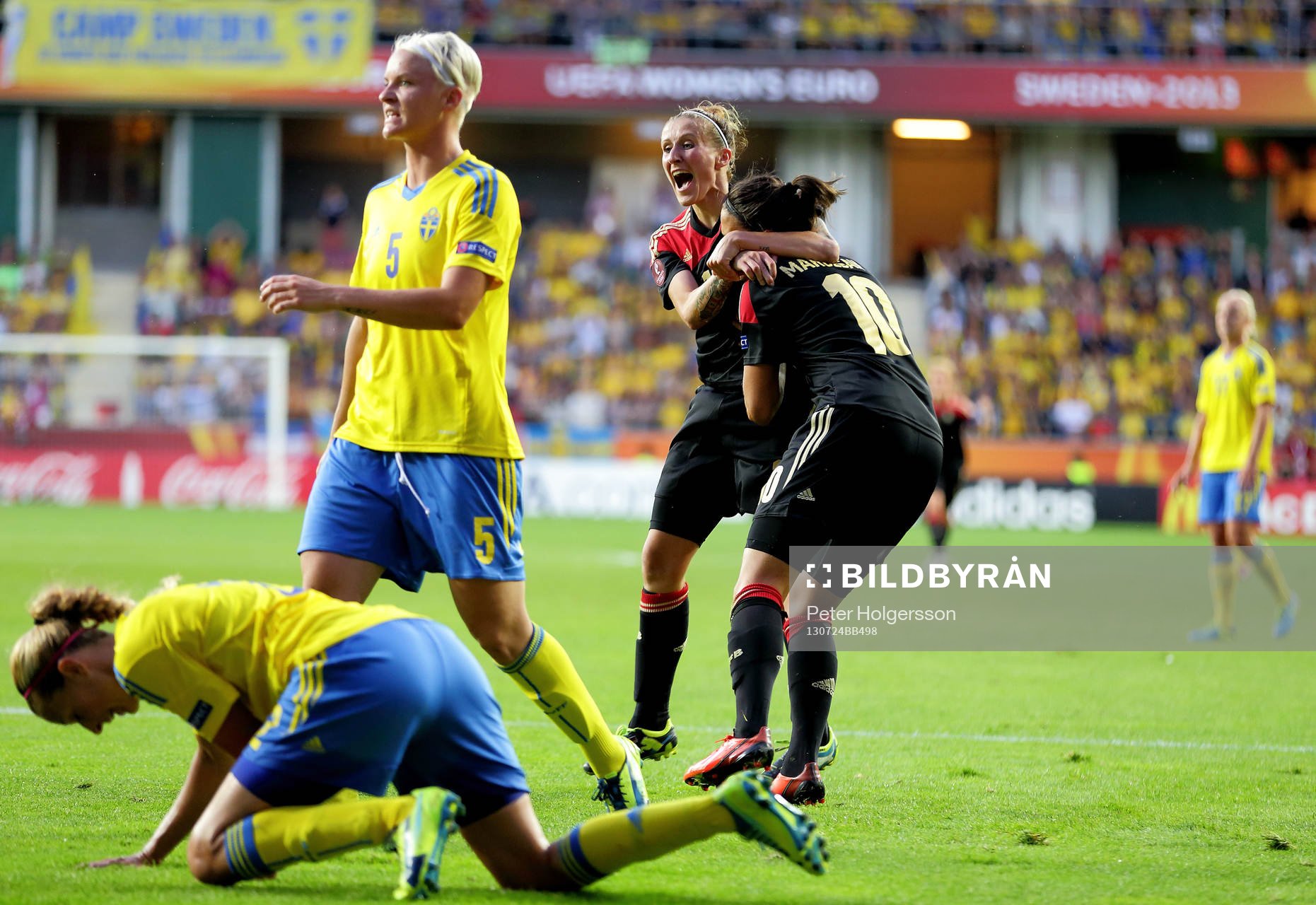 Mål 1-0 av Tyskland Dzsenifer Marozsán, Sveriges Nilla