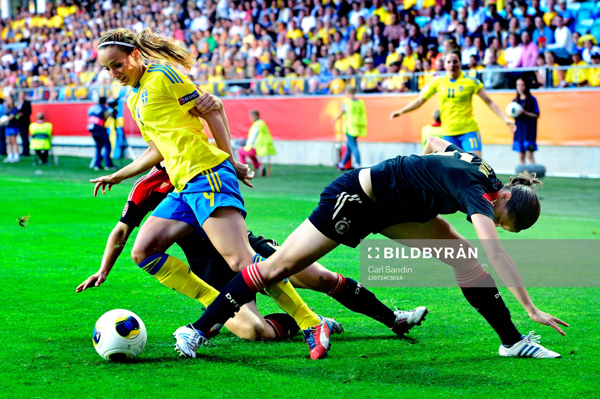 Sveriges Kosovare Asllani