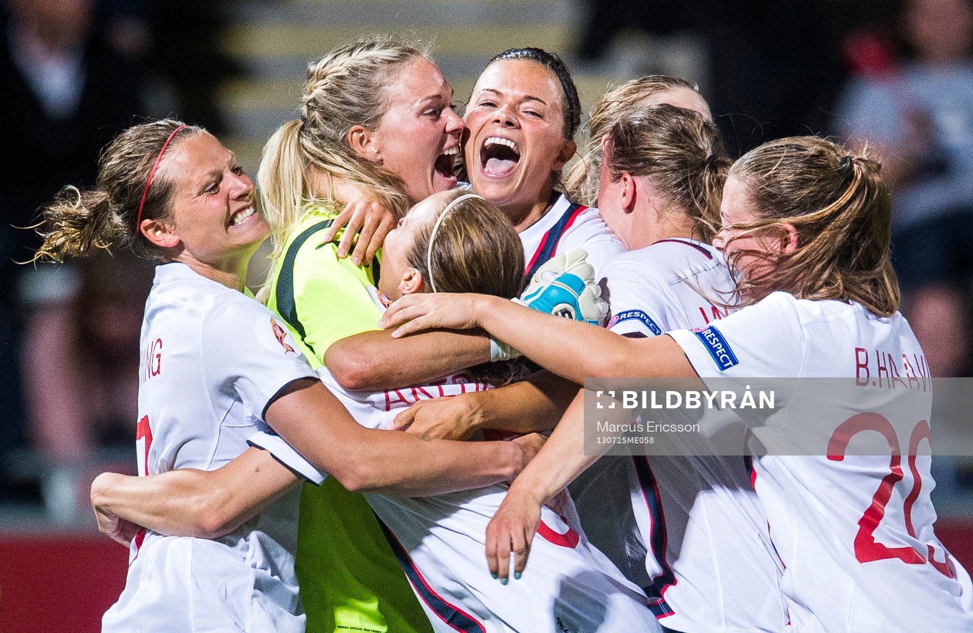 Segerjubel i Norge efter straffar i matchen mellan Norge och Danmark under dam-EM i fotboll den 25 juli 2013 i Norrköping.
