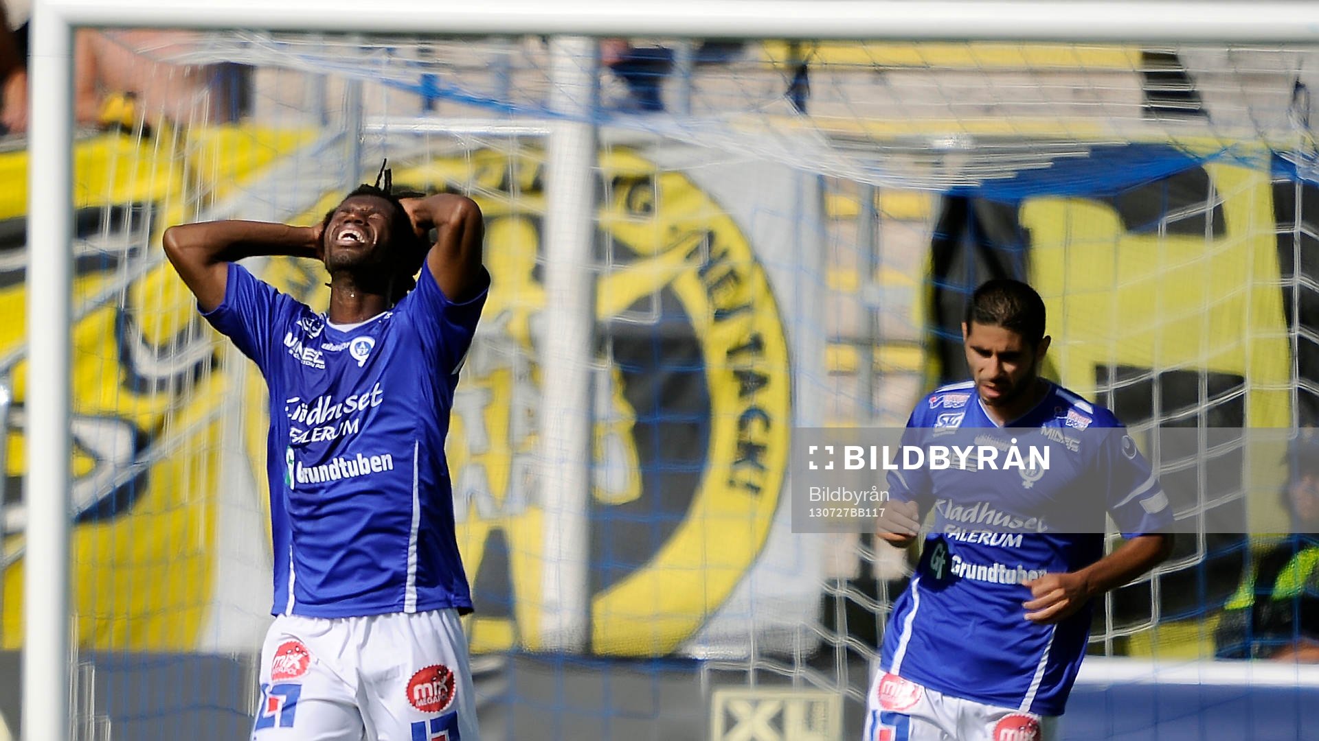 Åtvidabergs Mohamed Abubakari depparunder fotbollsmatchen