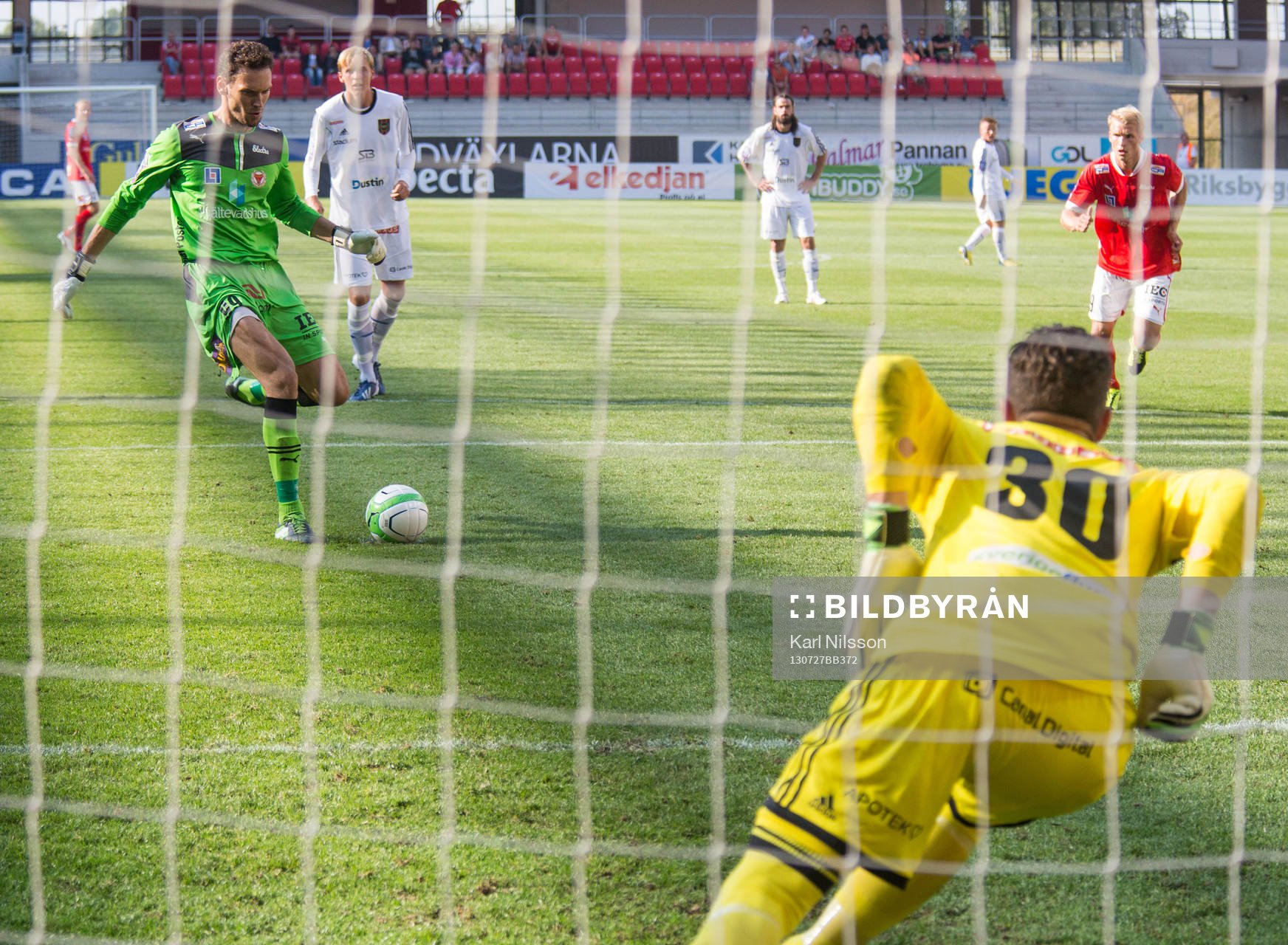 Etrit Berisha, Kalmar FF, gör 2-2 på straff