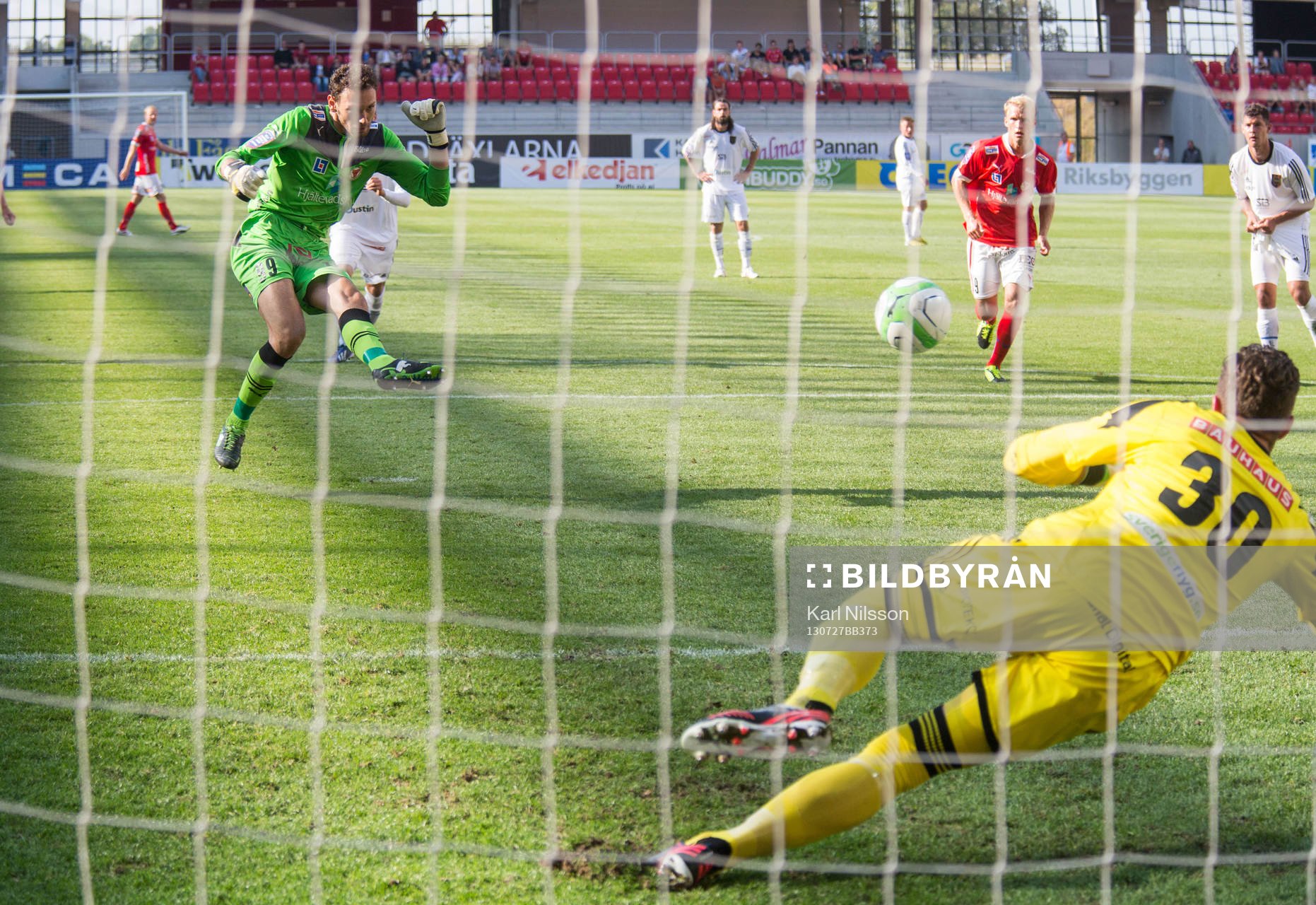 Etrit Berisha, Kalmar FF, gör 2-2 på straff