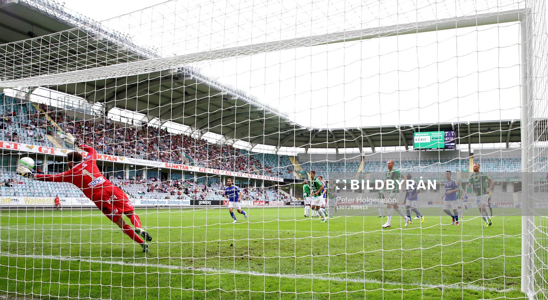 Ett till mål 3-2 av Sundsvalls Ari Freyr Skulason på