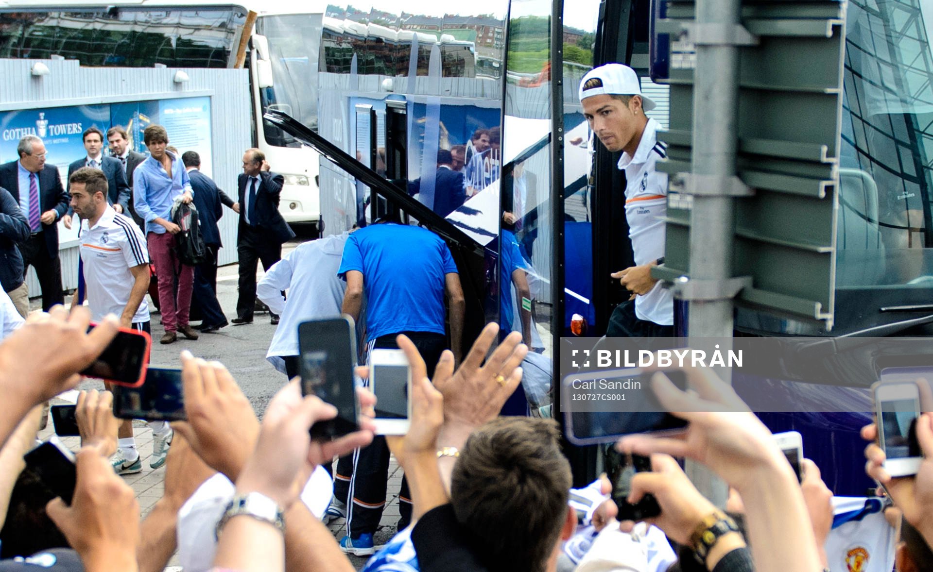 Real Madrids Ronaldo anländer till spelarhotellet  27 juli 2013 i Göteborg.