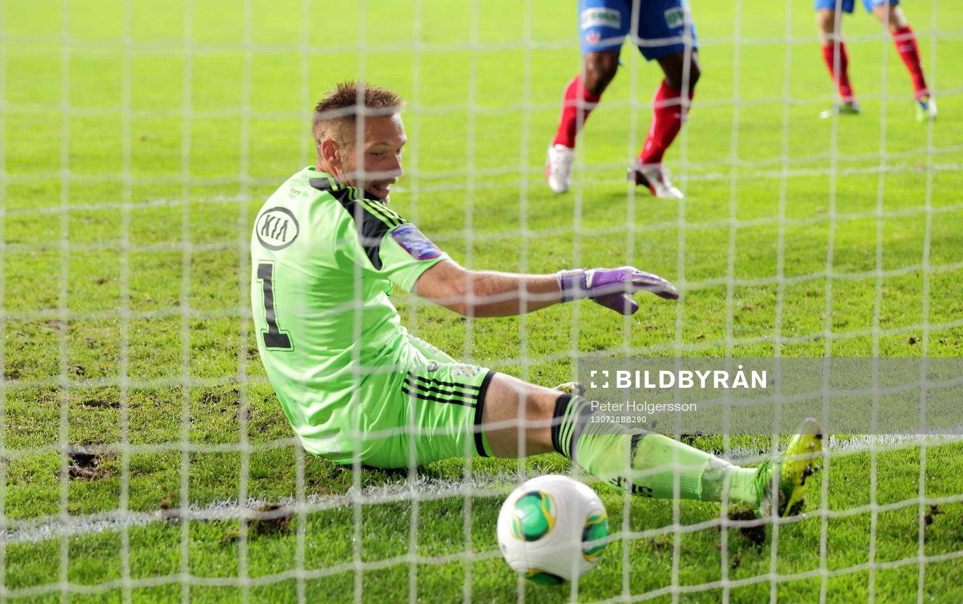 Bortdömt mål bakom IFK Göteborgs målvakt John Alvbåge
