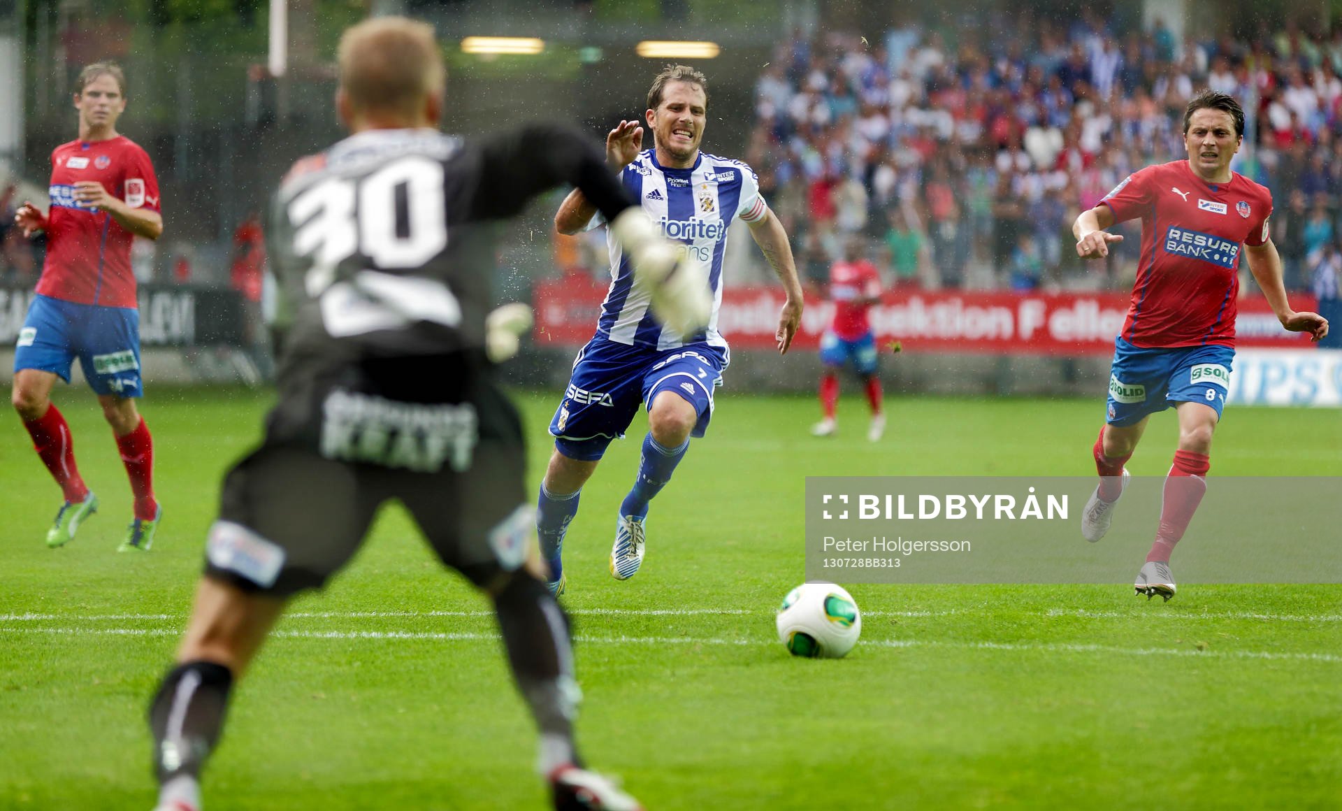 IFK Göteborgs Tobias Hysén mot mål i matchen mellan IFK