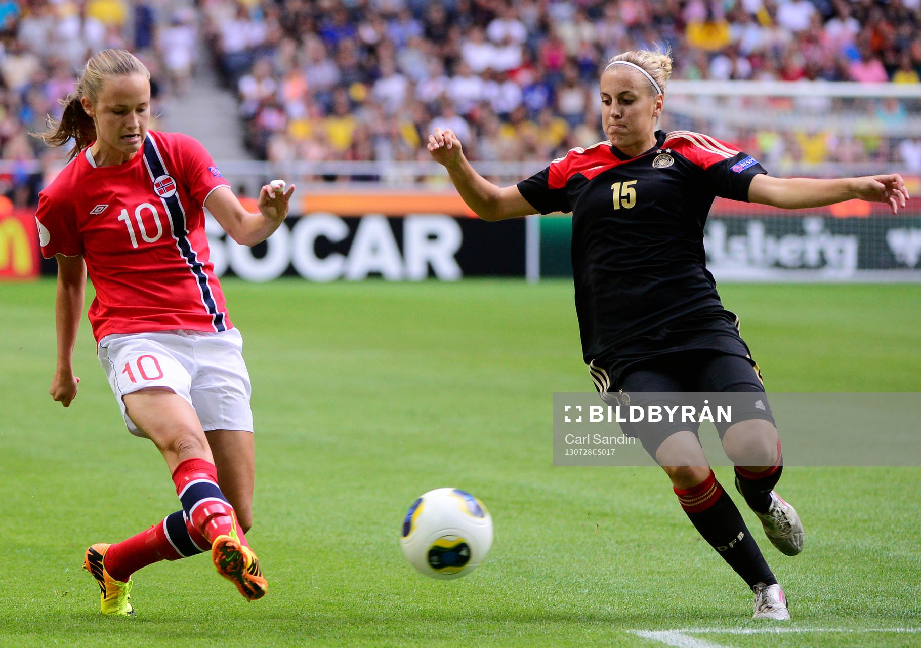 Norges Caroline Hansen och Tysklands Jennifer Cramer i