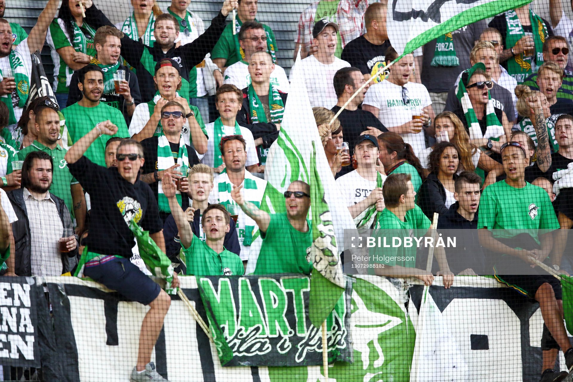 Hammarbys supporters i matchen mellan Örgryte och Hammarby