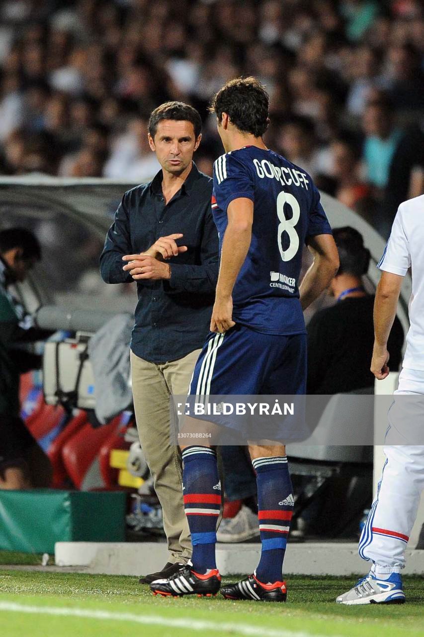 Fotboll, Kval till Champions League, Lyon - Grasshoppers: Yoann GOURCUFF / REMI GARDE - 30.07.2013 - Lyon / Grasshopper Zurich - Tour preliminaire de la Ligue des Champions 2013/2014