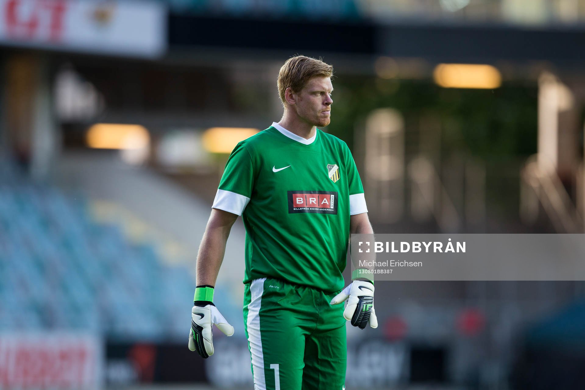 Häckens målvakt Christoffer Källqvist deppar