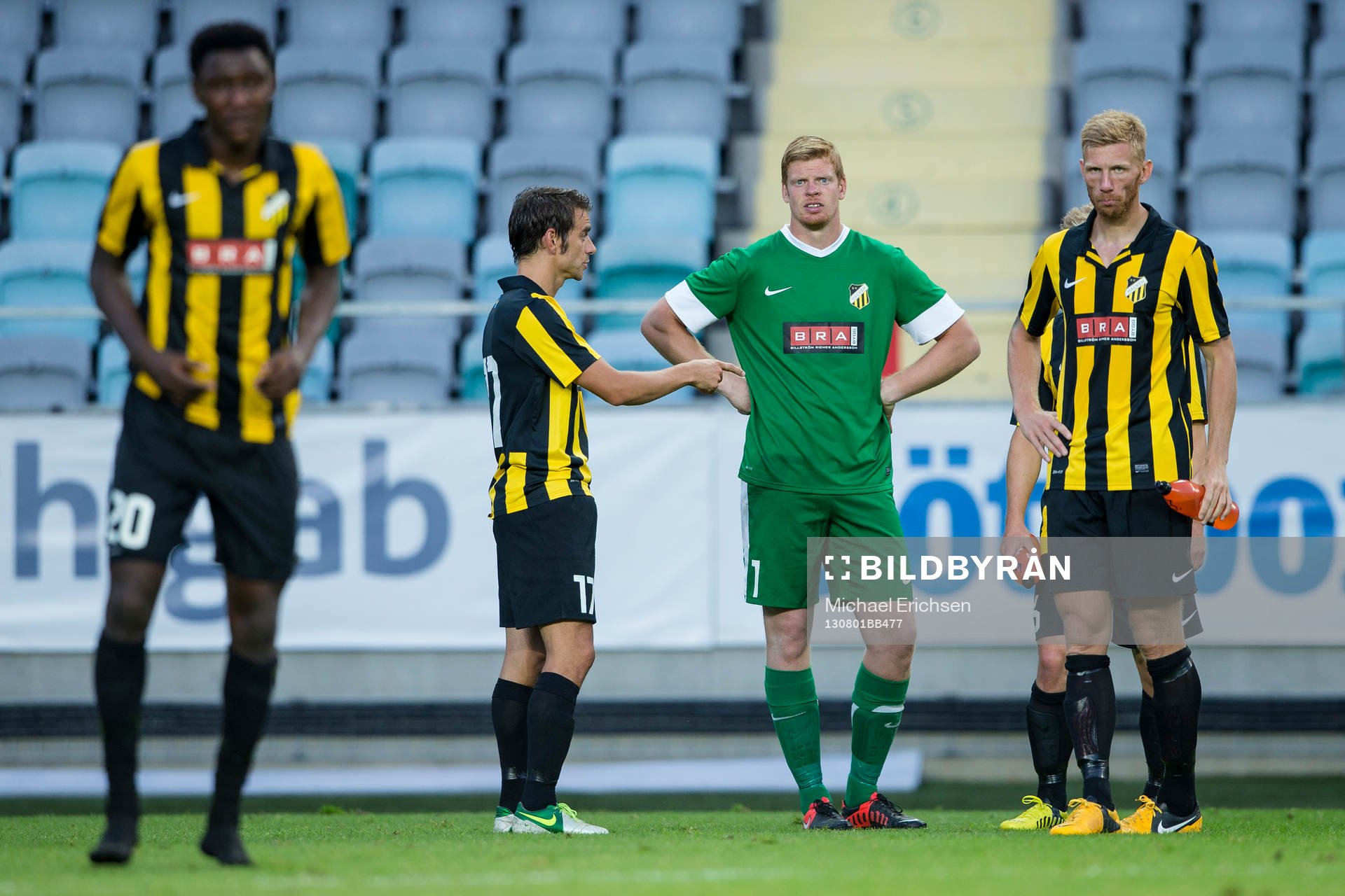 Deppigt i Häcken fr.v. Dominic Chatto, Björn Anklev,