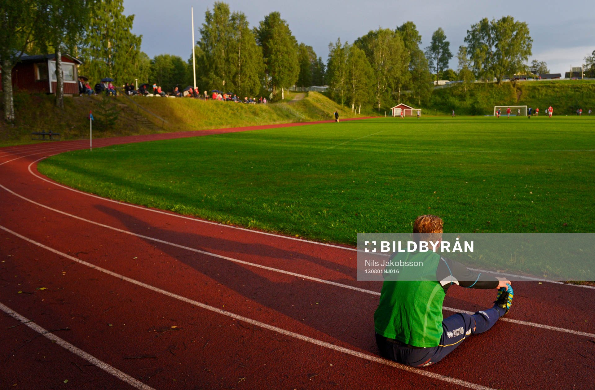En spelare stretchar