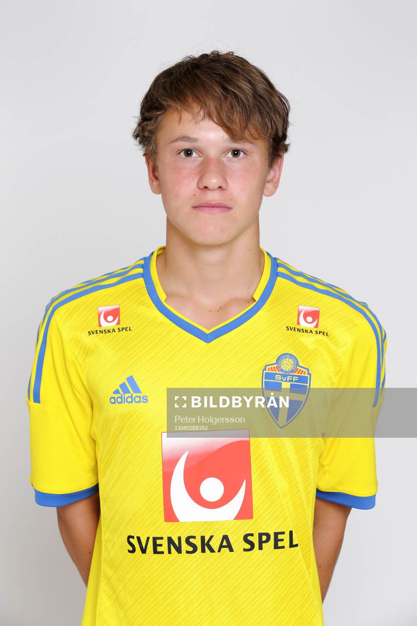 Andreas Öhman under samling på Bosön med spelartrupp och ledare i landslaget P15 födda -98 den 02 augusti 2013 i Stockholm.