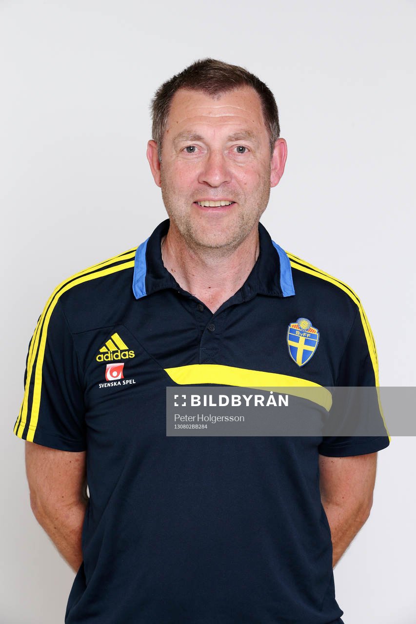 Tränare Hans Wildow under samling på Bosön med spelartrupp och ledare i landslaget P15 födda -98 den 02 augusti 2013 i Stockholm.