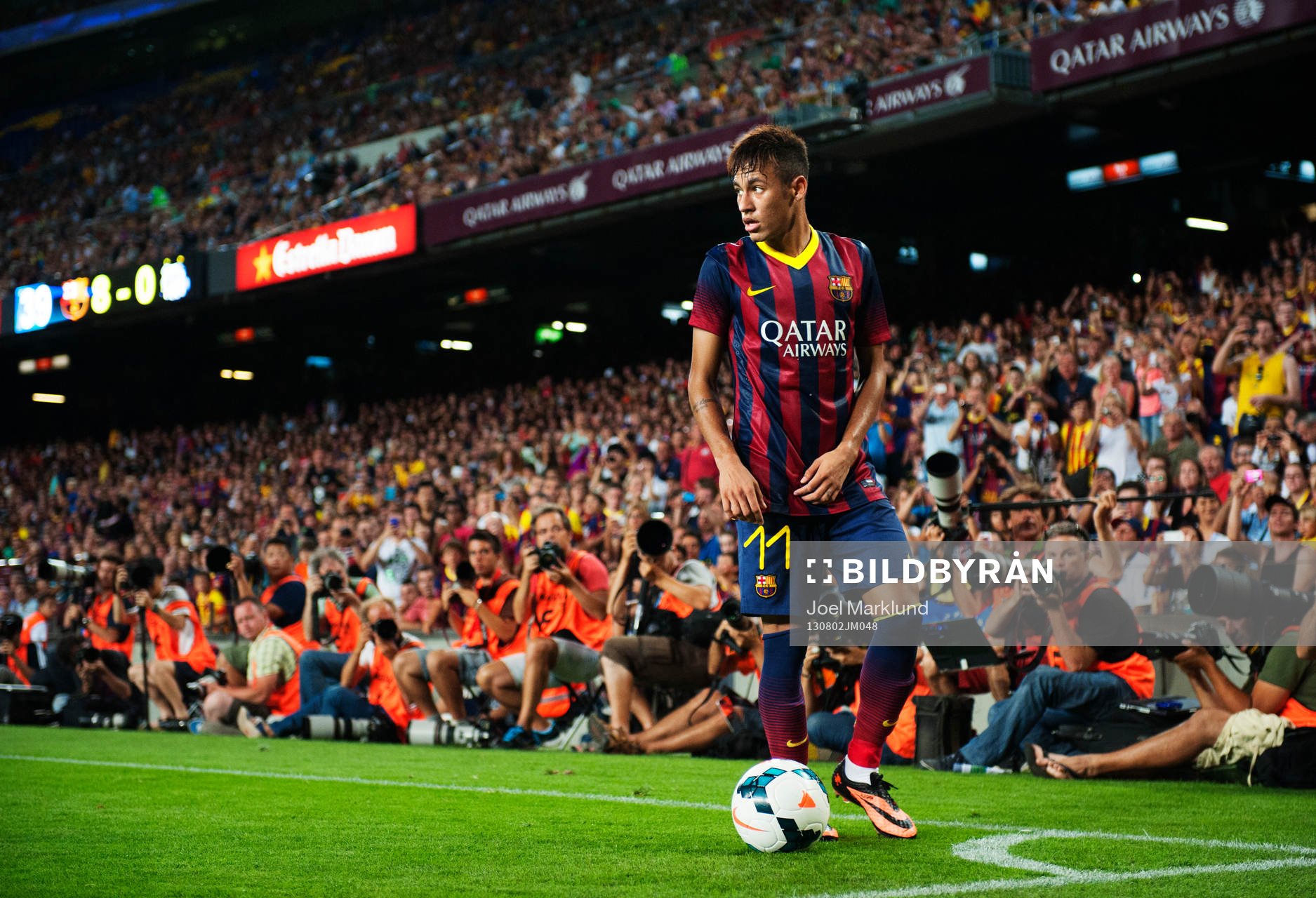 Barcelonas Neymar Jr på väg att lägga en hörna
