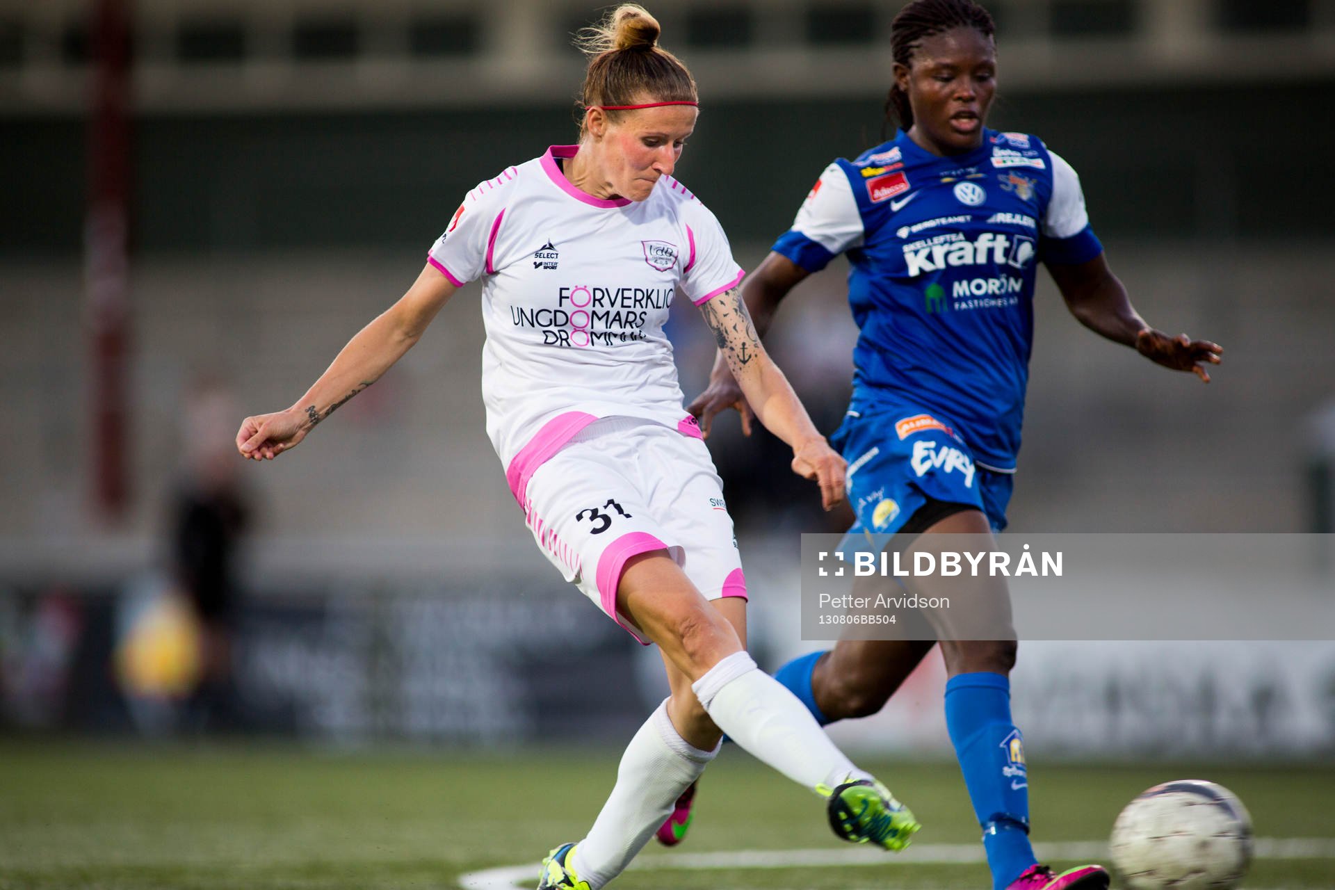 LDB FC Malmös Anja Mittag och Sunnanås Helene Ukaonu