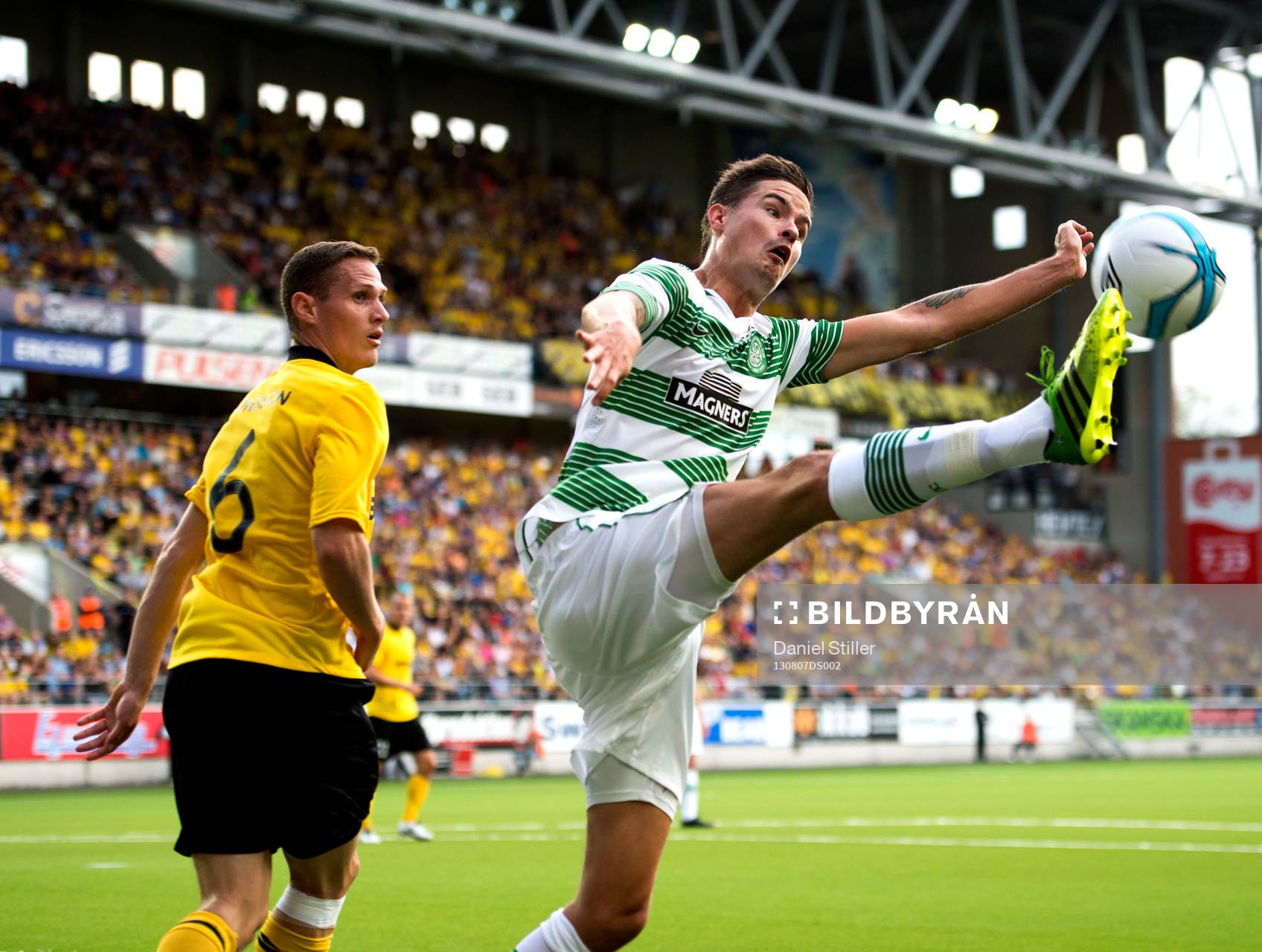 Mikael Lustig, Celtic, och Jon Jönsson, Elfsborg