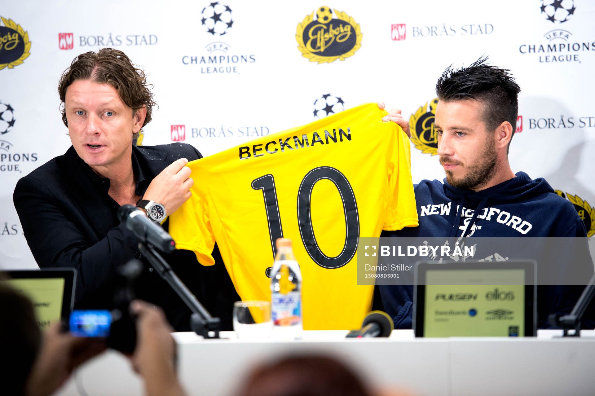 Klubbchef Stefan Andreasson från Elfsborg presenterar