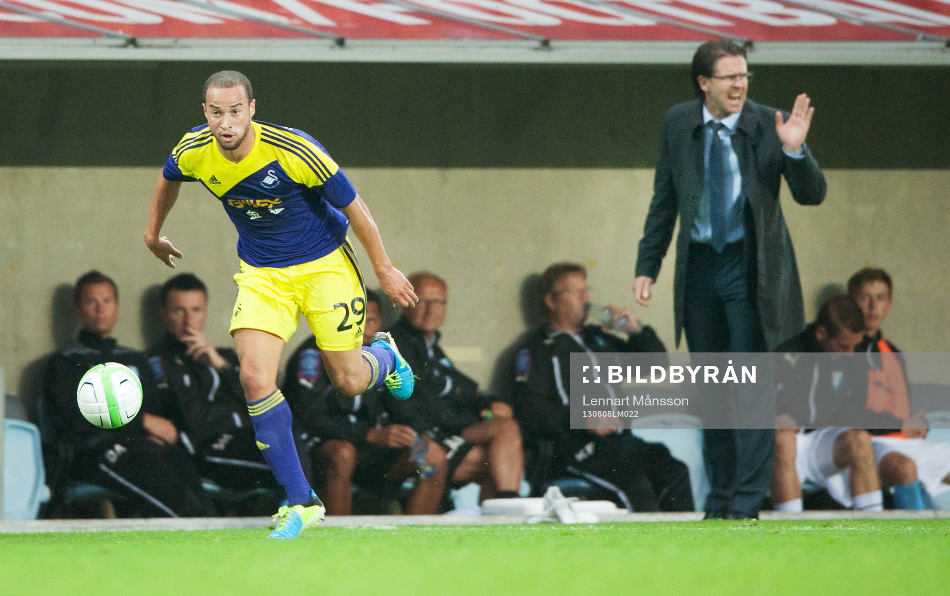 Rikard Norling, tränare, Malmö FF, coachar sina spelare