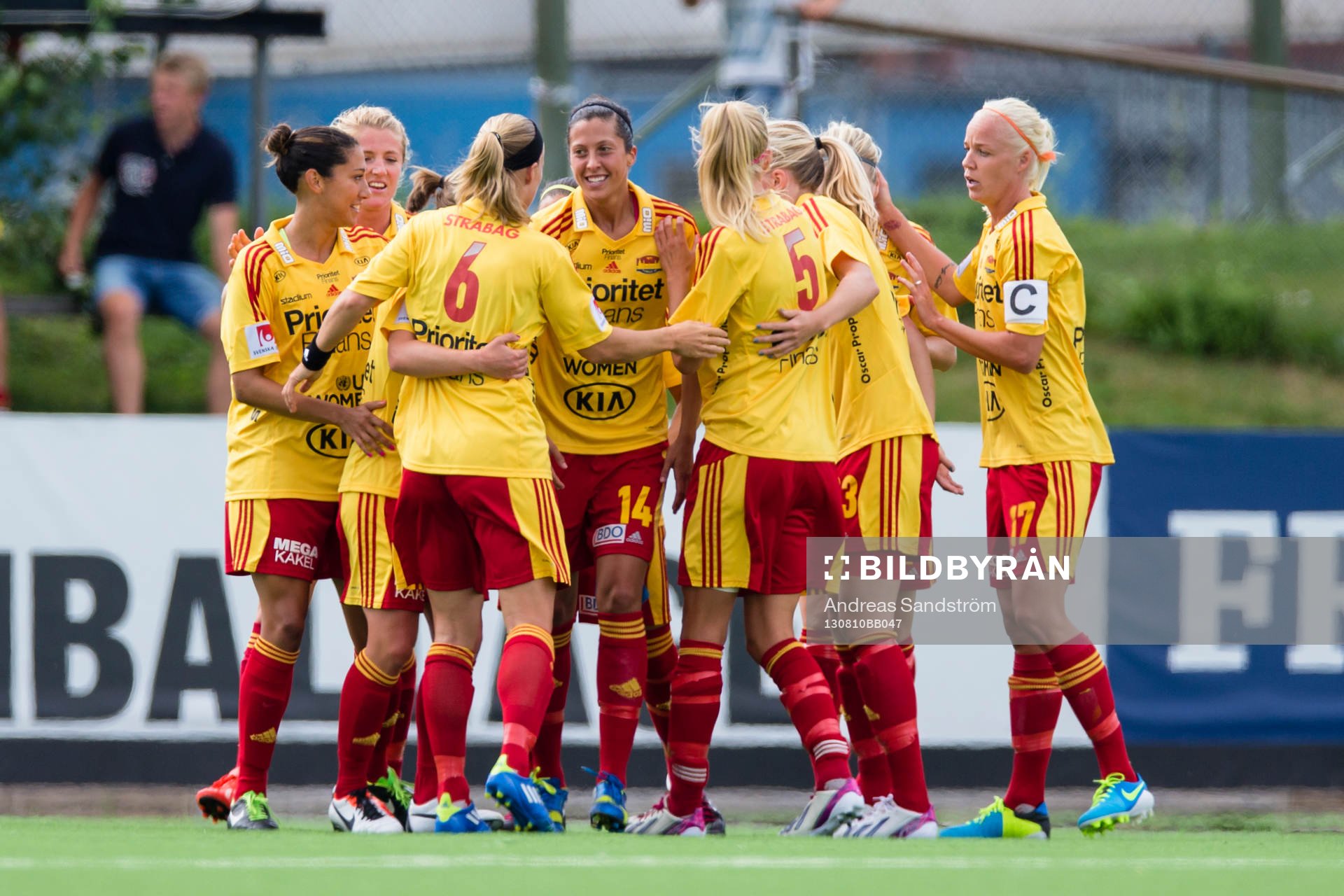 Tyresös Jennifer Hermoso Fuentes (m) gör 1-0 och