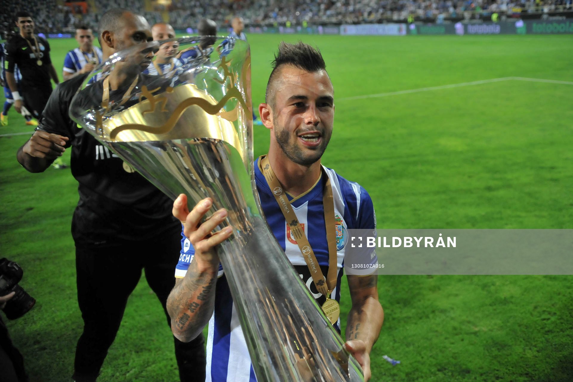 Steven Defour  - 10.08.2013 - Porto / Vitoria Guimaraes -