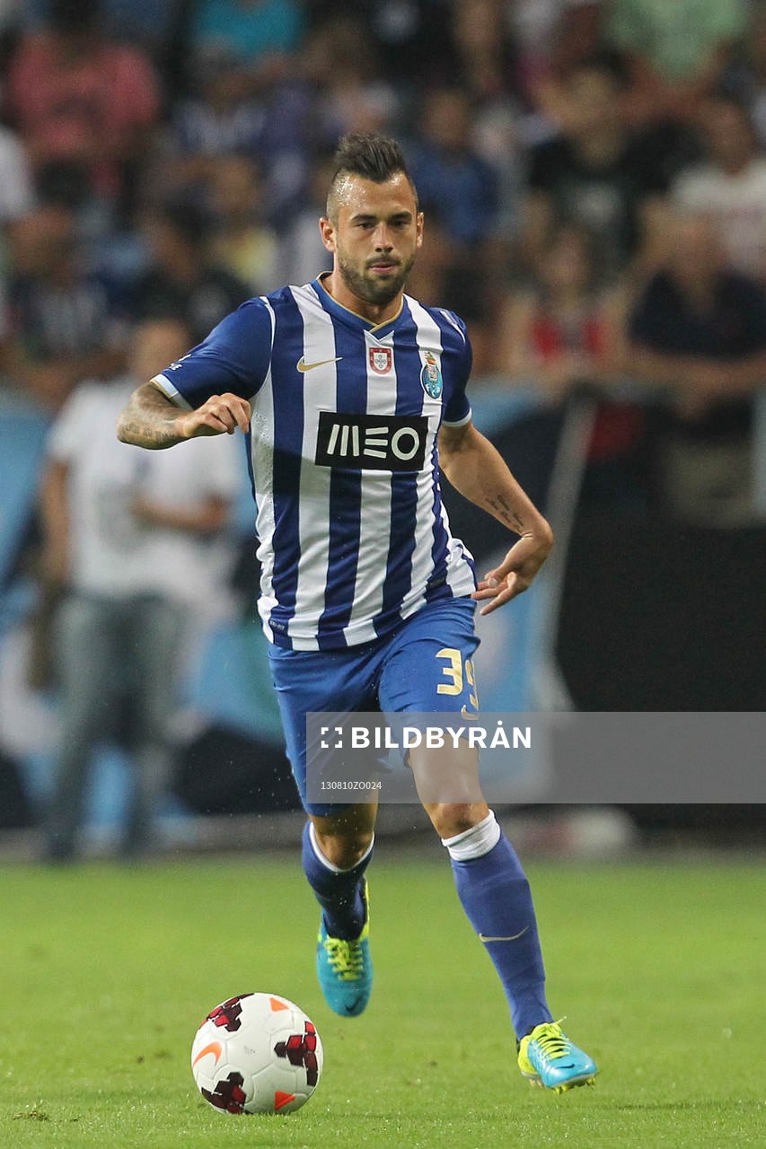 Steven Defour - 10.08.2013 - Porto / Vitoria Guimaraes -