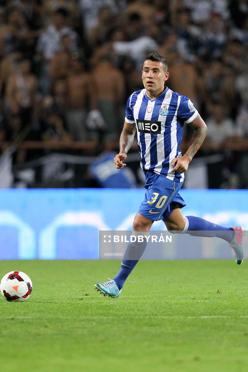 Otamendi - 10.08.2013 - Porto / Vitoria Guimaraes - Super