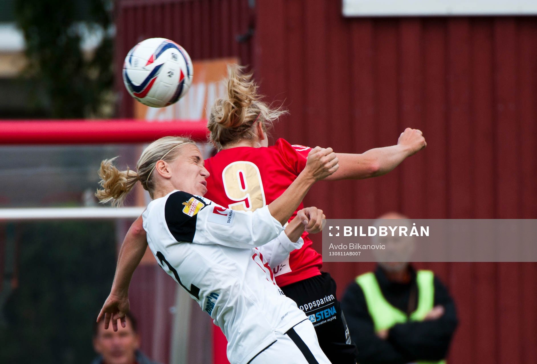Örebros Elin Magnusson i nick duellen med Kristianstads