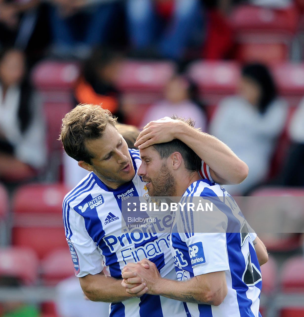 0-2 målet med Göteborgs nr 21 Pontus Farnerud, han jublar