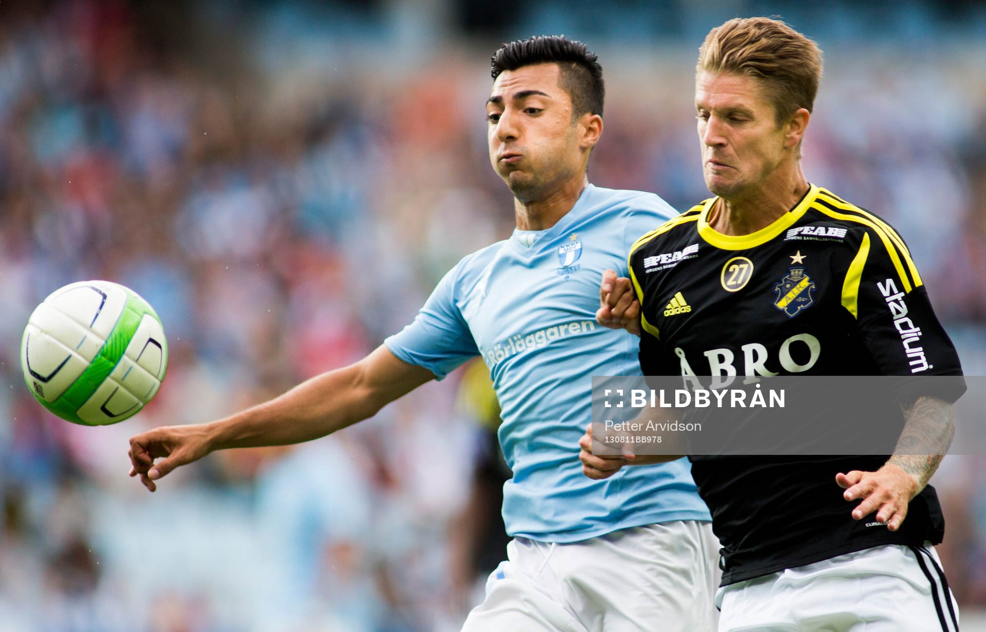 Malmö FFs Jiloan Hamad och AIKs Martin Lorentzson