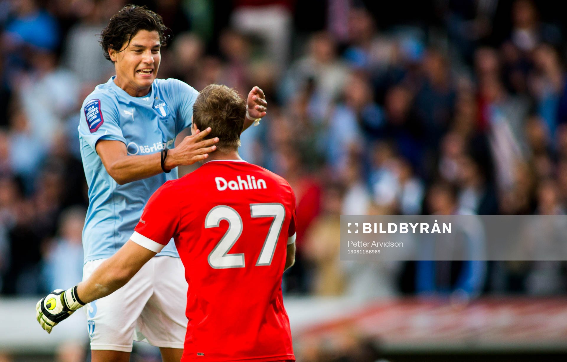 Malmö FFs Mikko Albornoz och målvakten Johan Dahlin jublar