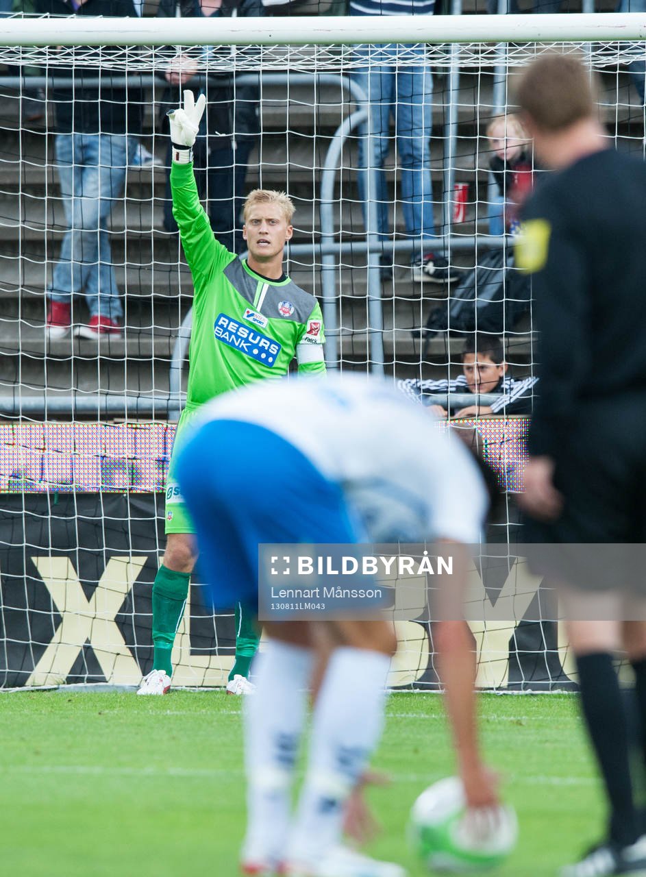 Frispark, Pär Hansson, målvakt, Helsingborg, dirigerar i
