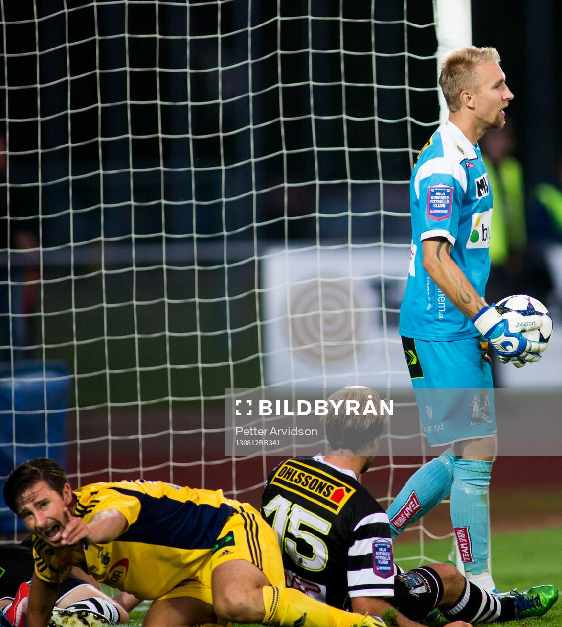 Ängelholms Robin Staf jublar