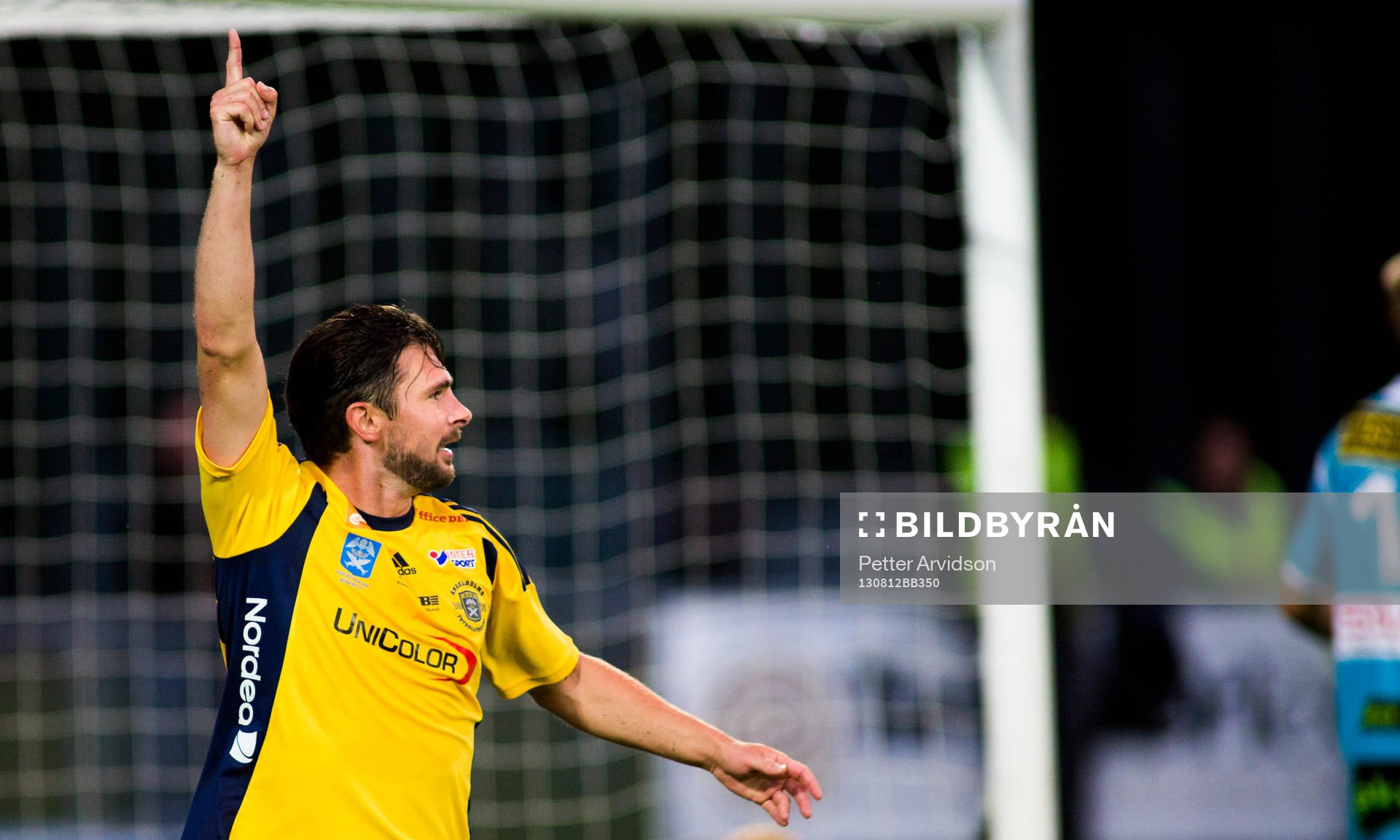 Ängelholms Robin Staf jublar