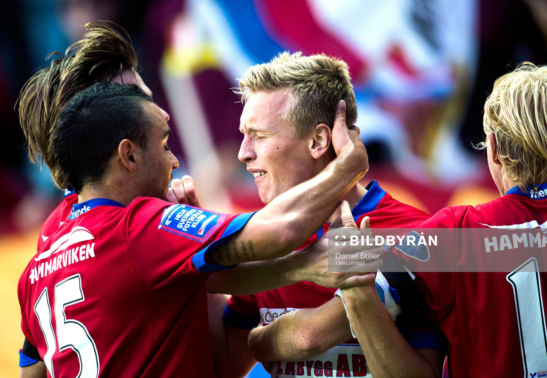 Örgrytes Sebastian Olsson gör 1-0 och kramas om av bal Richard Yarsuvat i fotbollsmatchen mellan Örgryte och Assyriska i Superettan den 12 augusti 2013 i Göteborg .