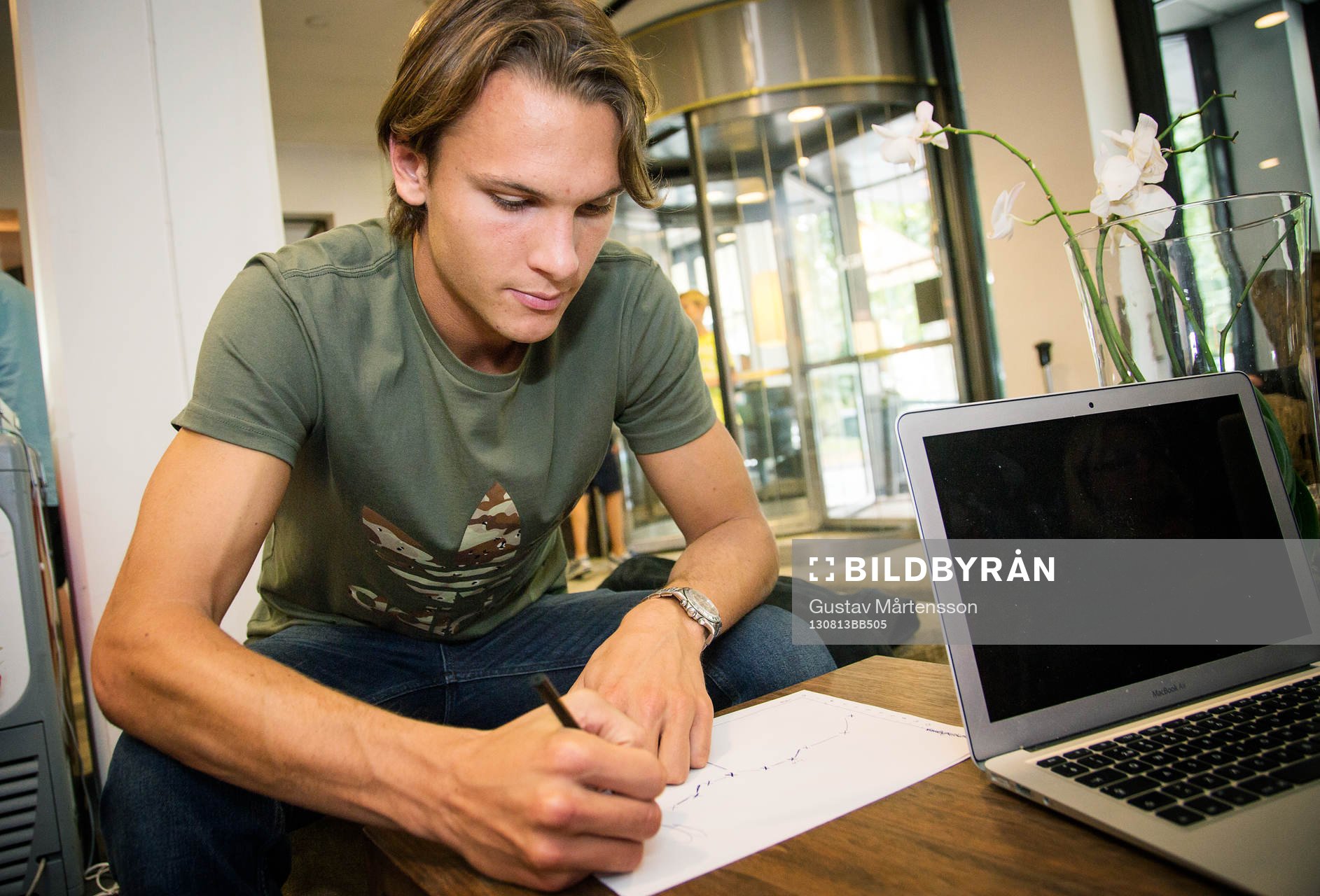 Albin Ekdal på Scandic Park, Humlegården