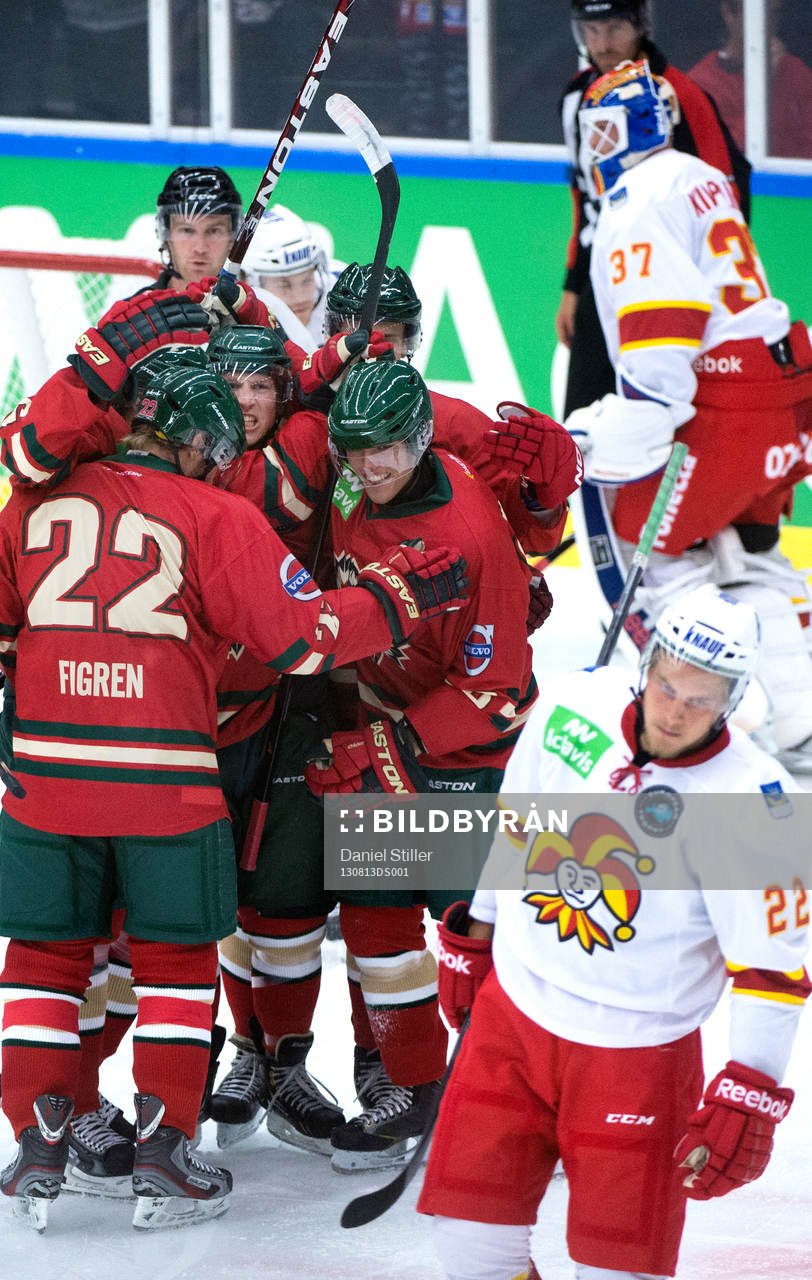 Frölundas Andreas Johnson gör 1-0 och Frölunda jublar i