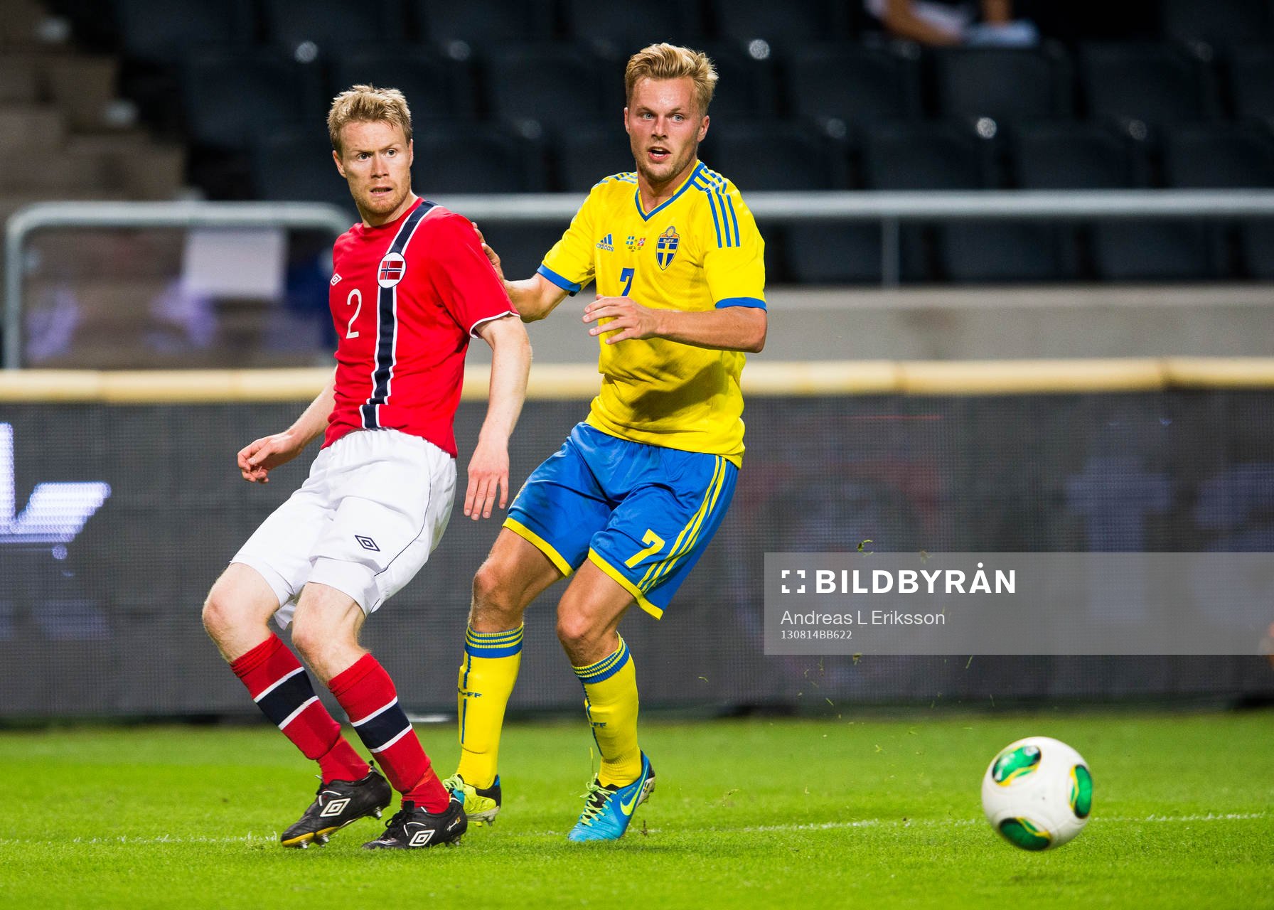 Norges Tom Høgli och Sveriges Sebastian Larsson