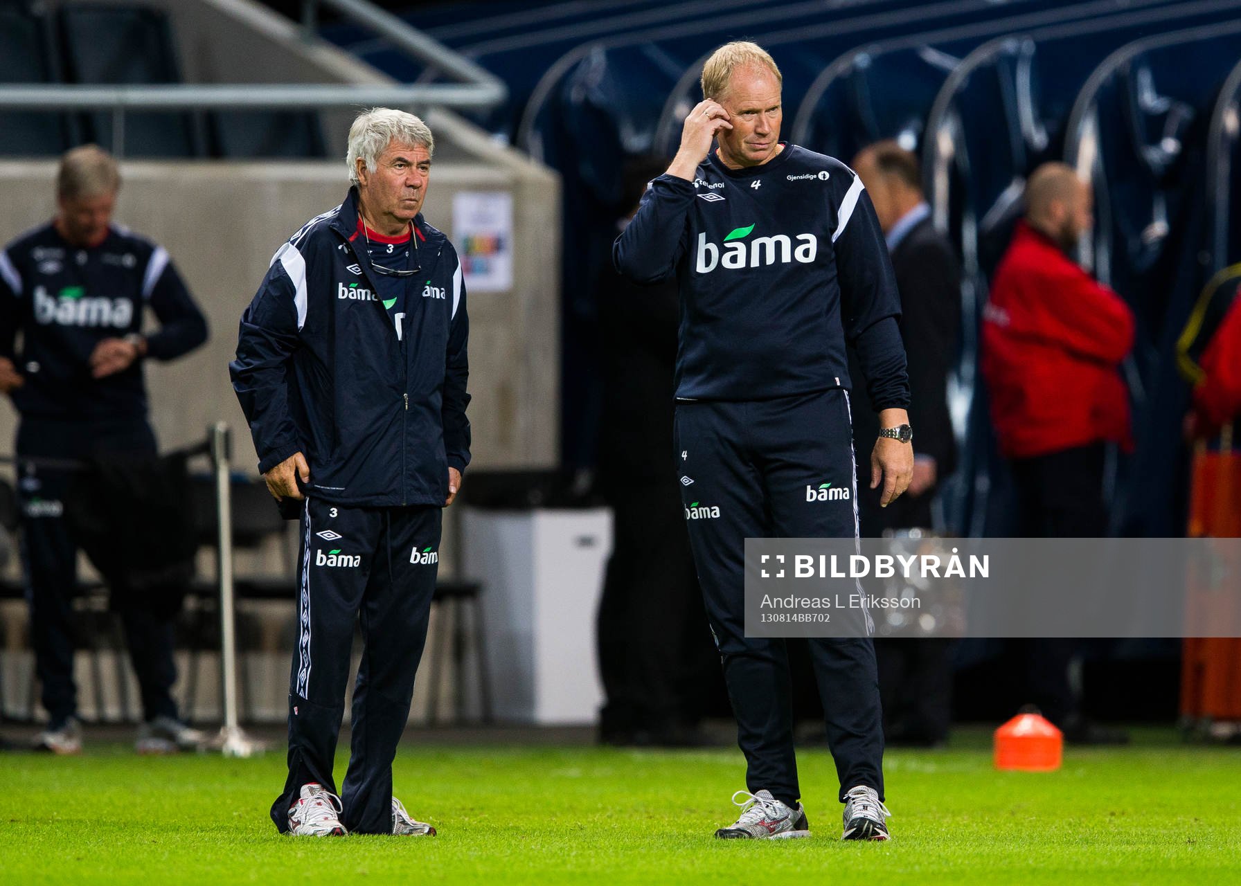 Norges förbundskapten Egil Drillo Olsen och assisterande