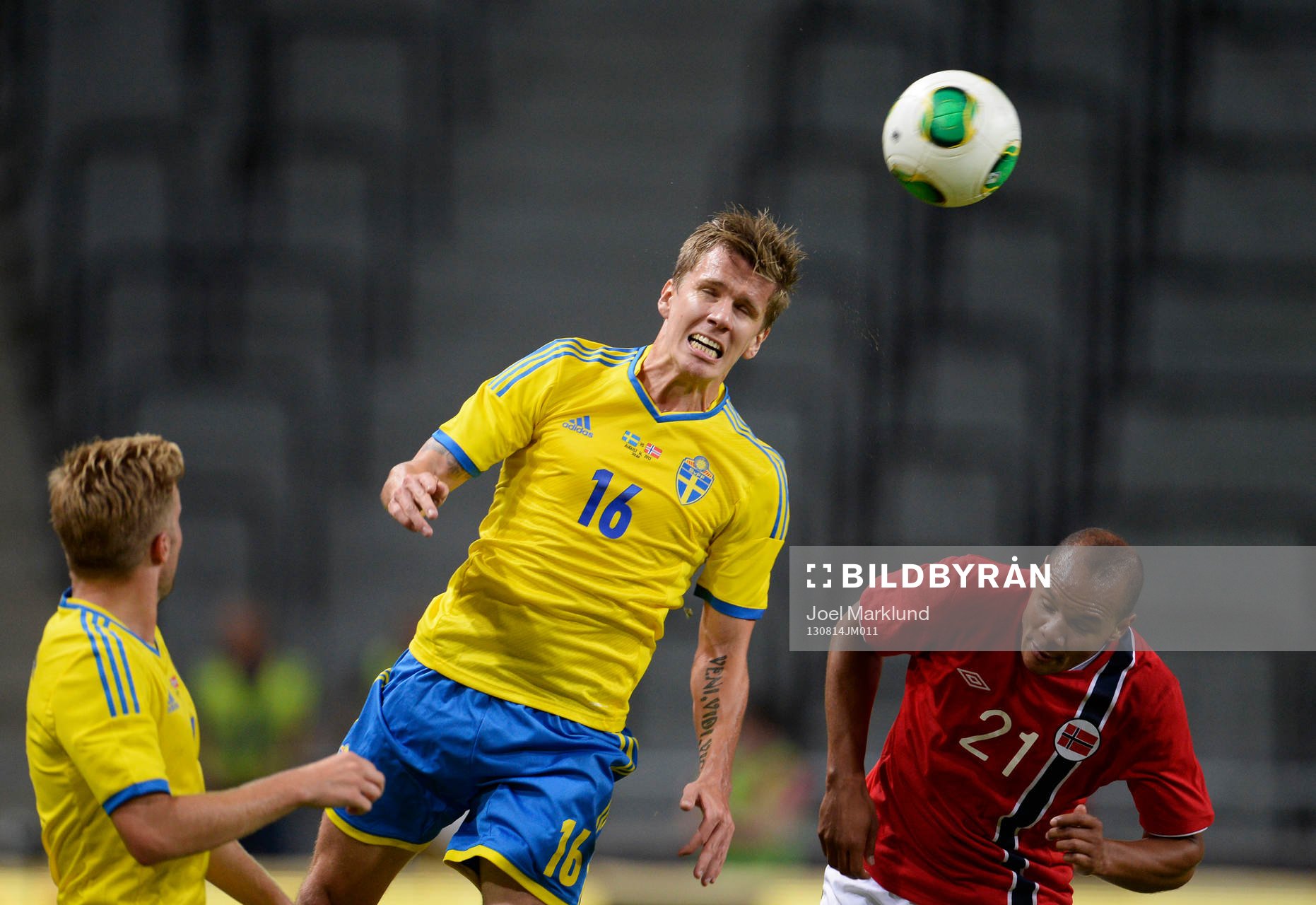 Sveriges Pontus Wernbloom vinner en nickduell mot Norges