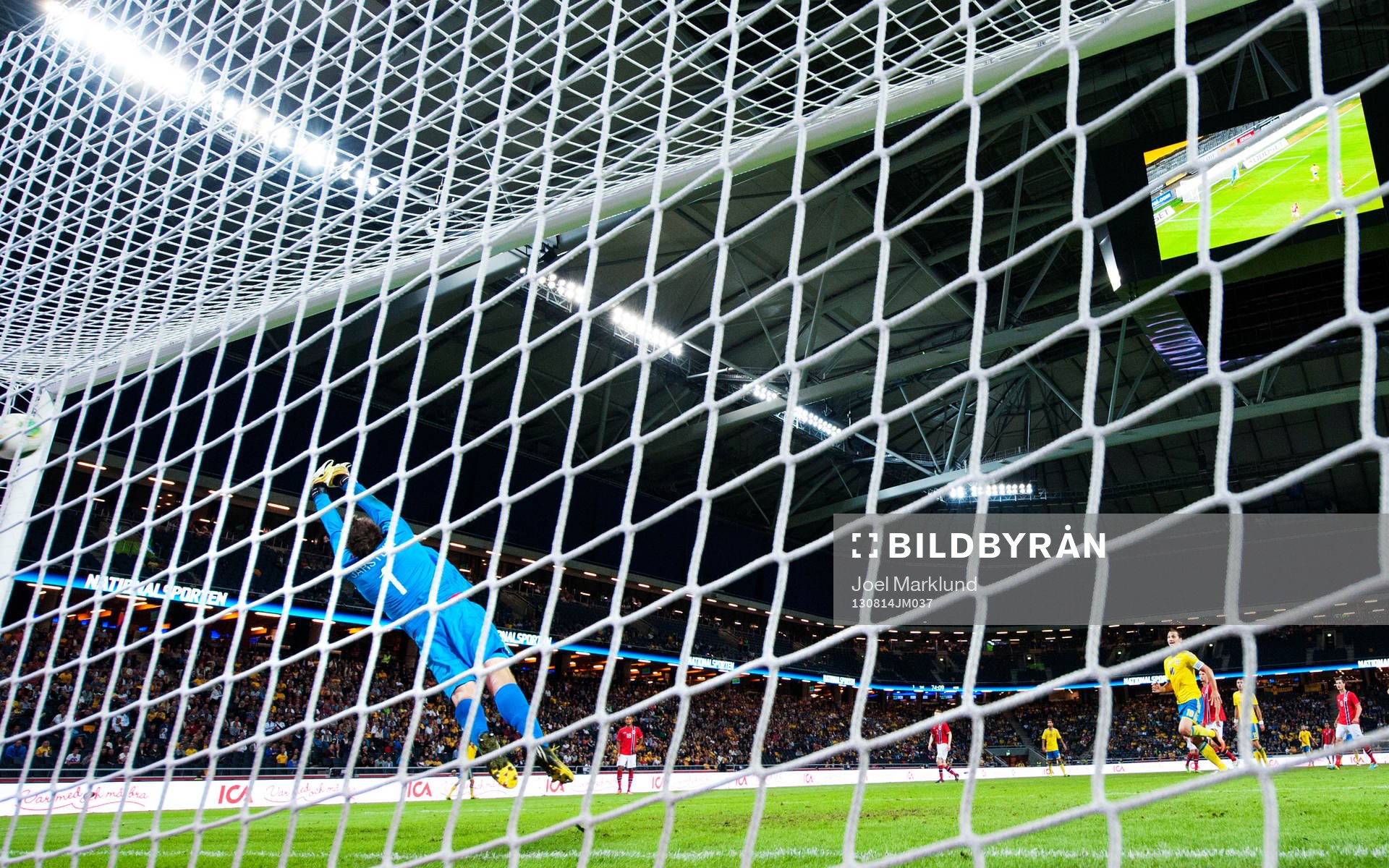 Norges målvakt Rune Almenning Jarstein släpper in 4-2