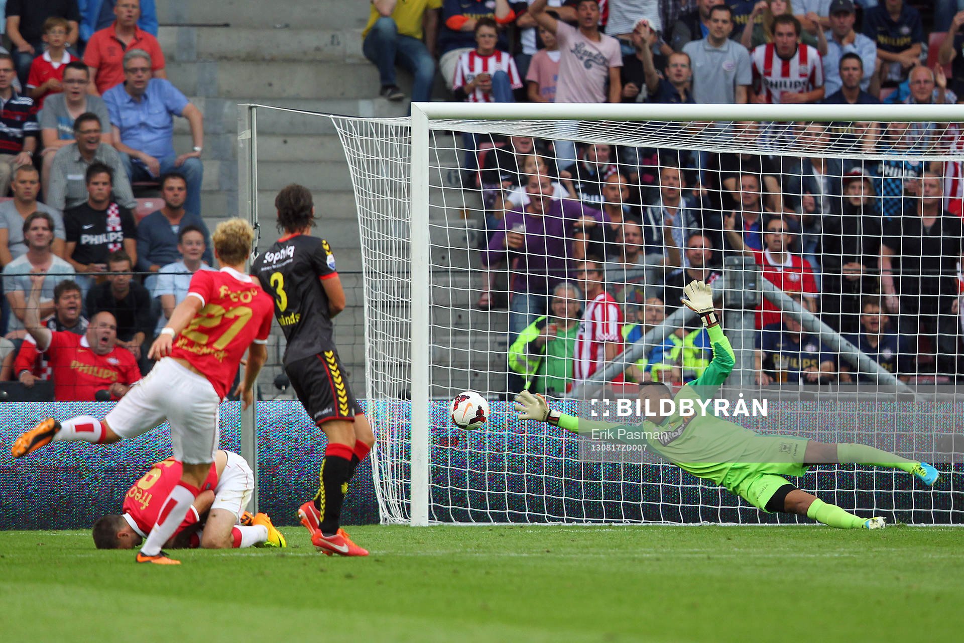 EINDHOVEN - PSV - Go Ahead Eagles, Eredivisie, voetbal,